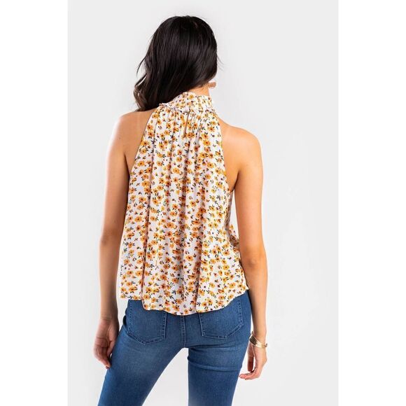 Francesca's Brinn Floral Keyhole Tank Top NWT - Picture 2 of 8